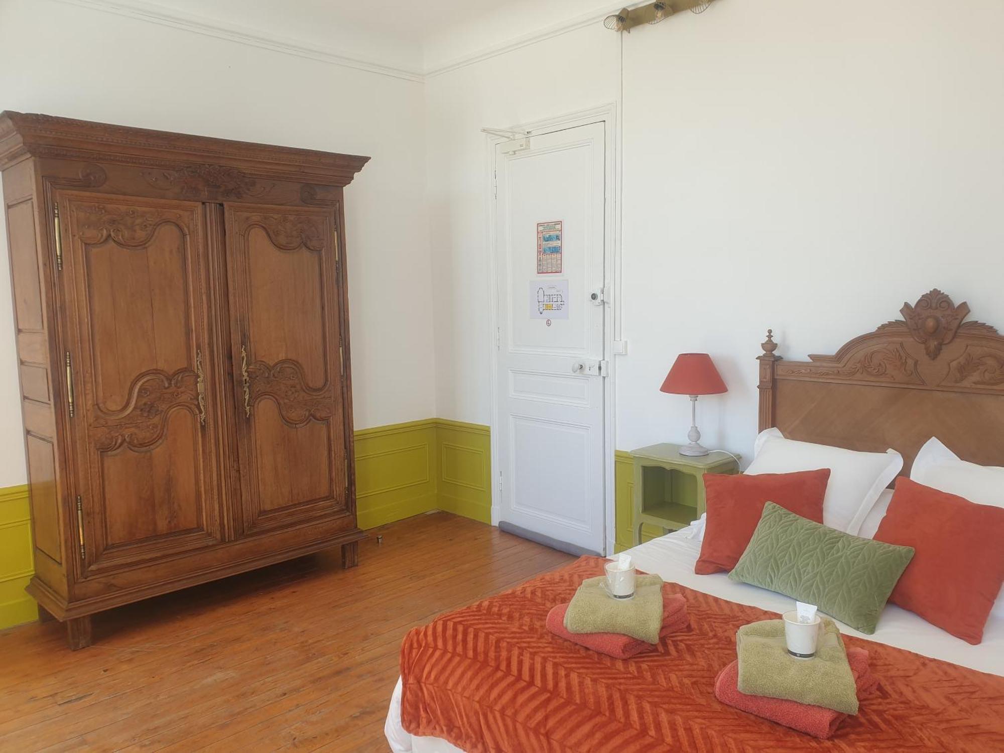 Chateau De Surville Surville  Kamer foto